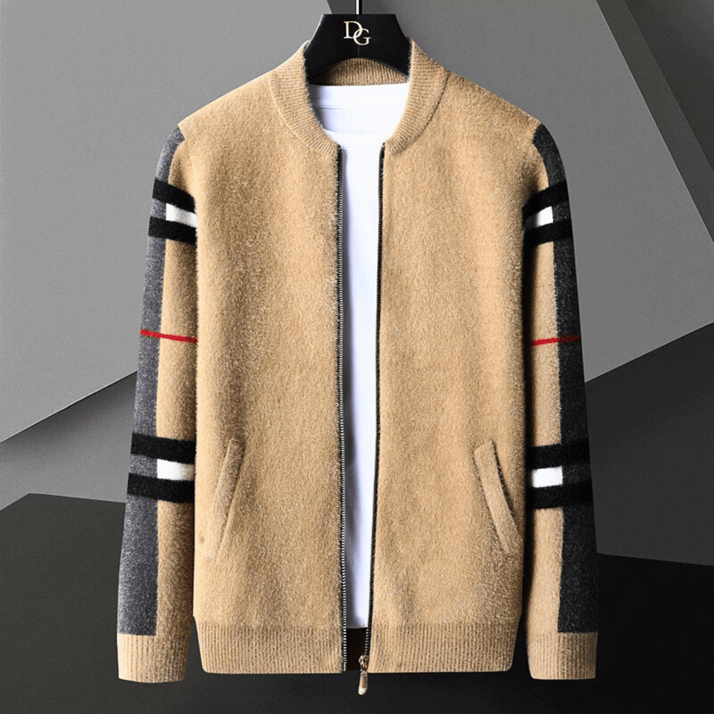 Vérano Signature Sweater